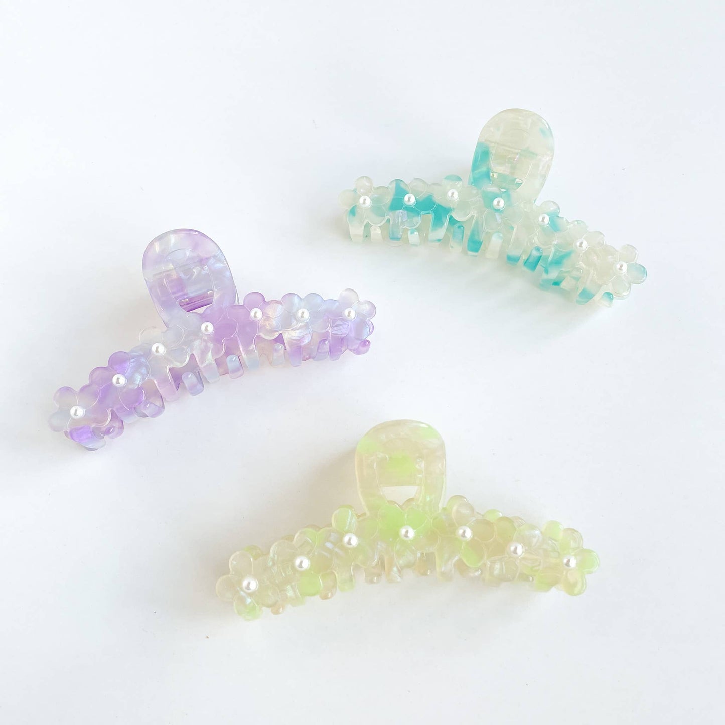 Adorro - Callie | Flower and Pearl Detail Claw Clip