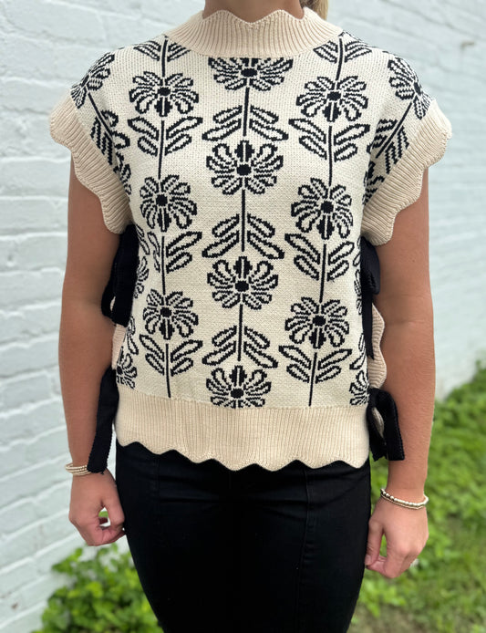 FLORAL SWEATER VEST