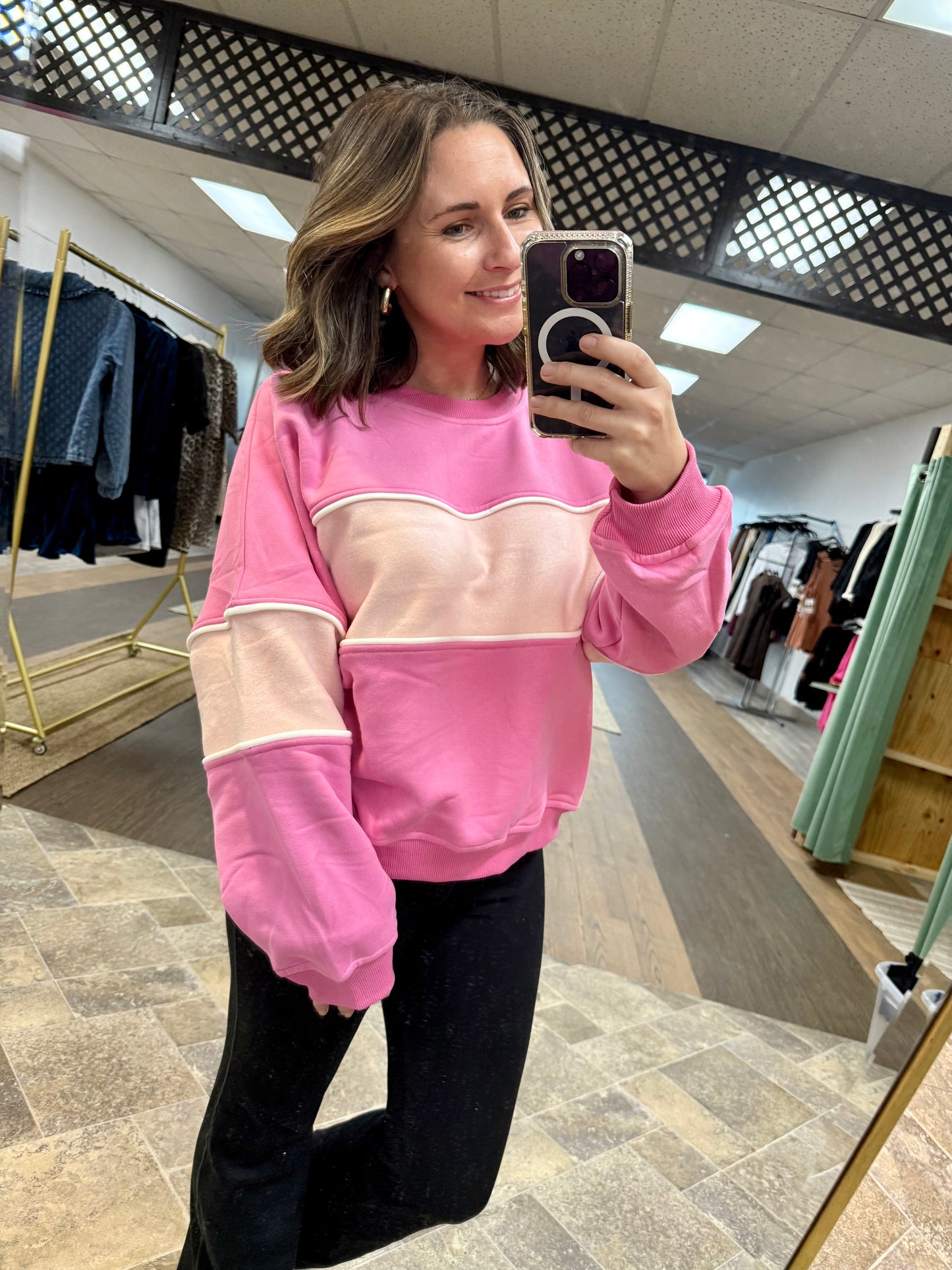 COLOR BLOCK SWEATSHIRT