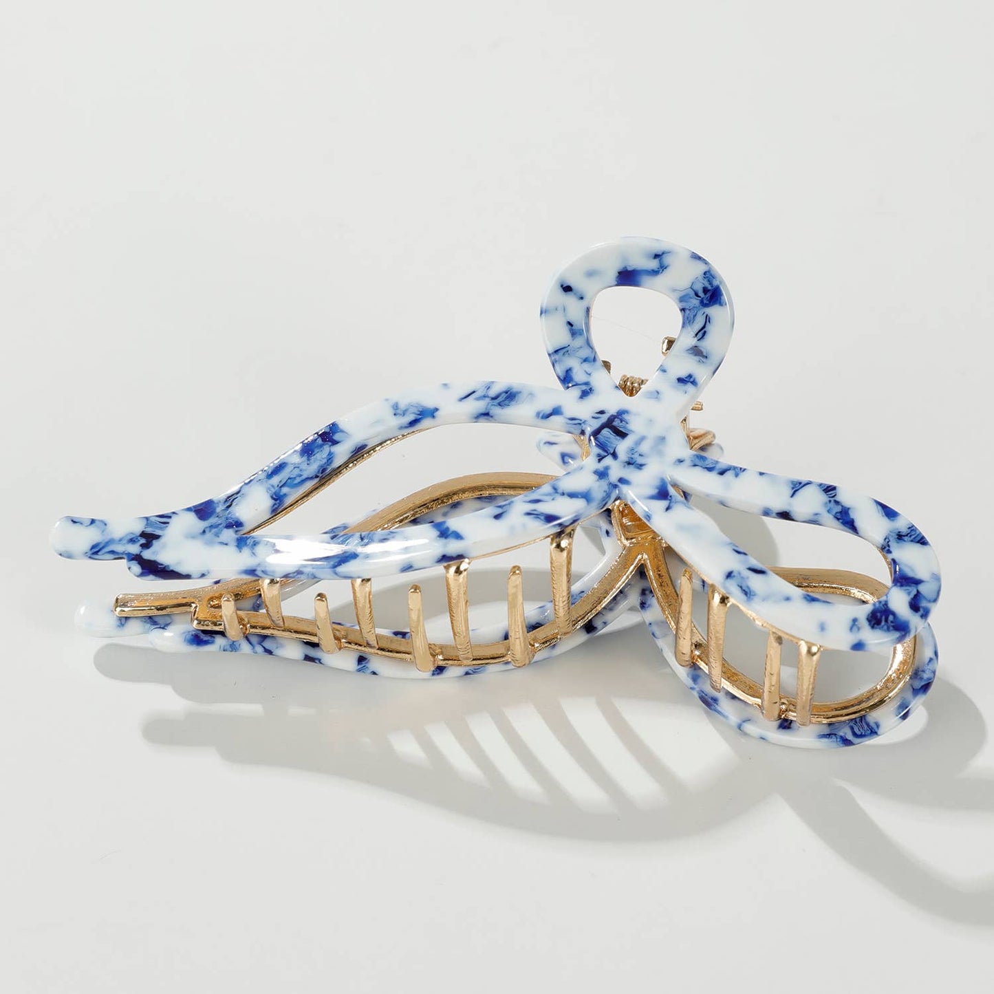 Adorro - Sabrina Coastal | Large Ribbon Metal Bow Claw Clip