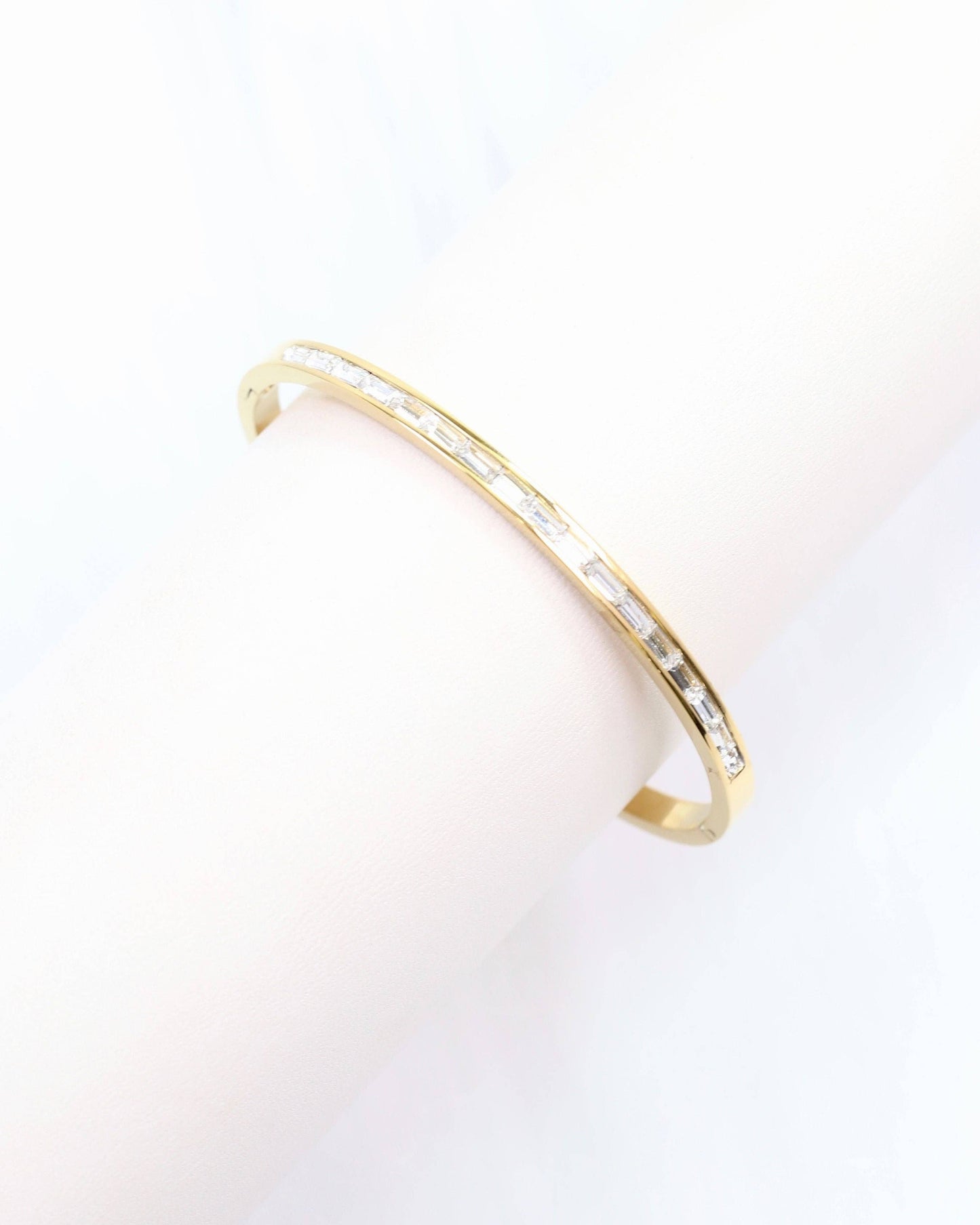 Caroline Hill - Nyx Bangle Bracelet Gold