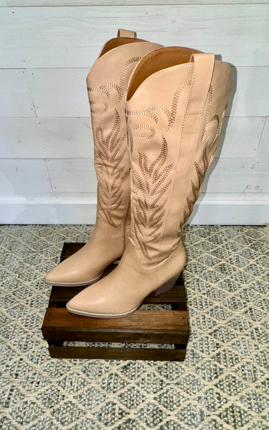 The Samara Nude Boot