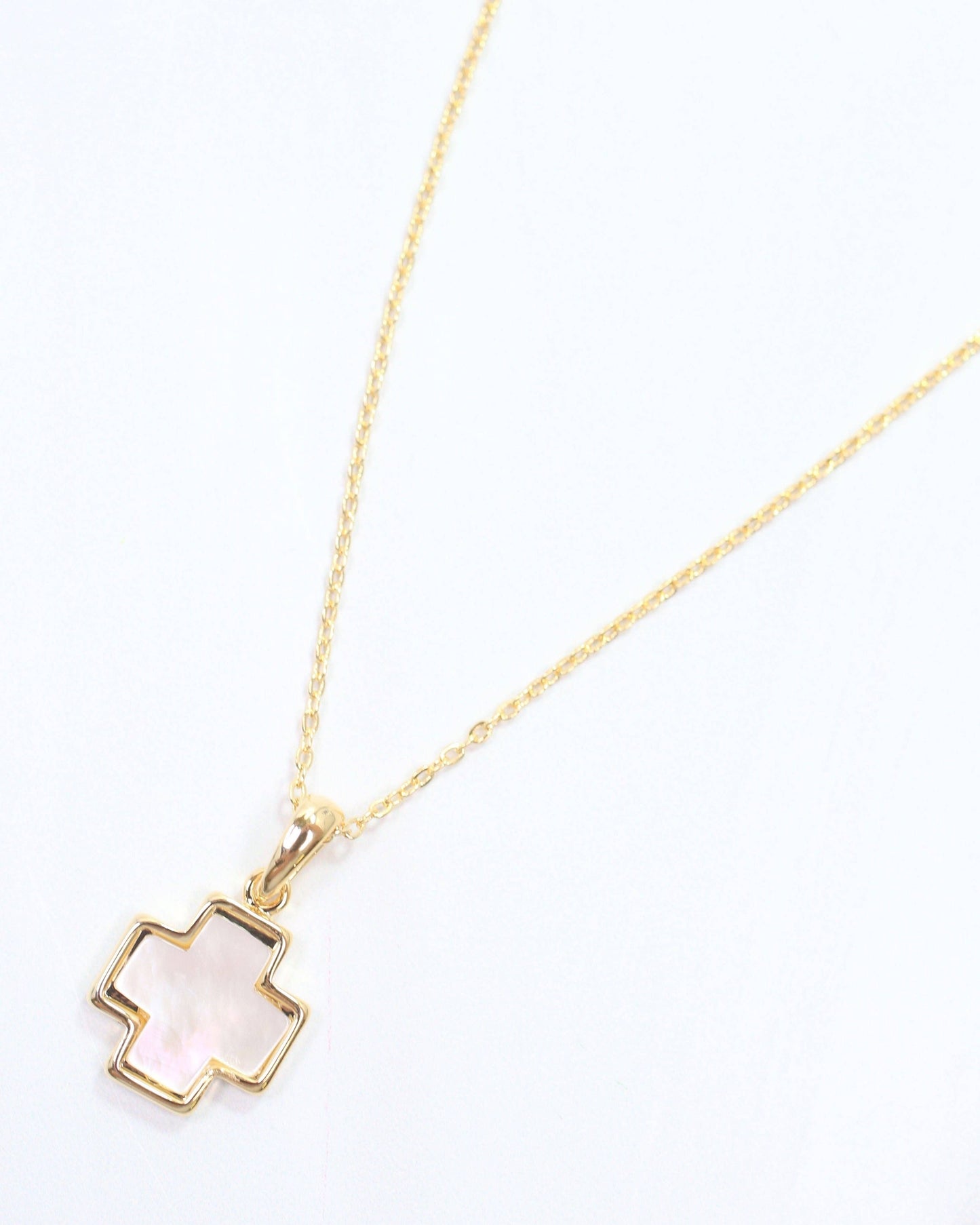 Caroline Hill - Shelby Cross Necklace Gold